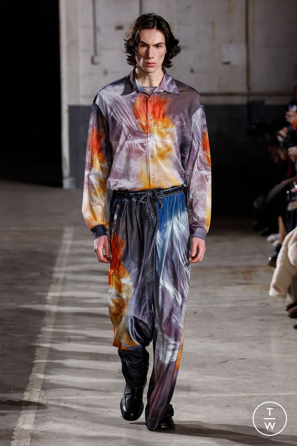 Fashion Week Paris Fall/Winter 2023 look 22 from the TAAKK collection menswear