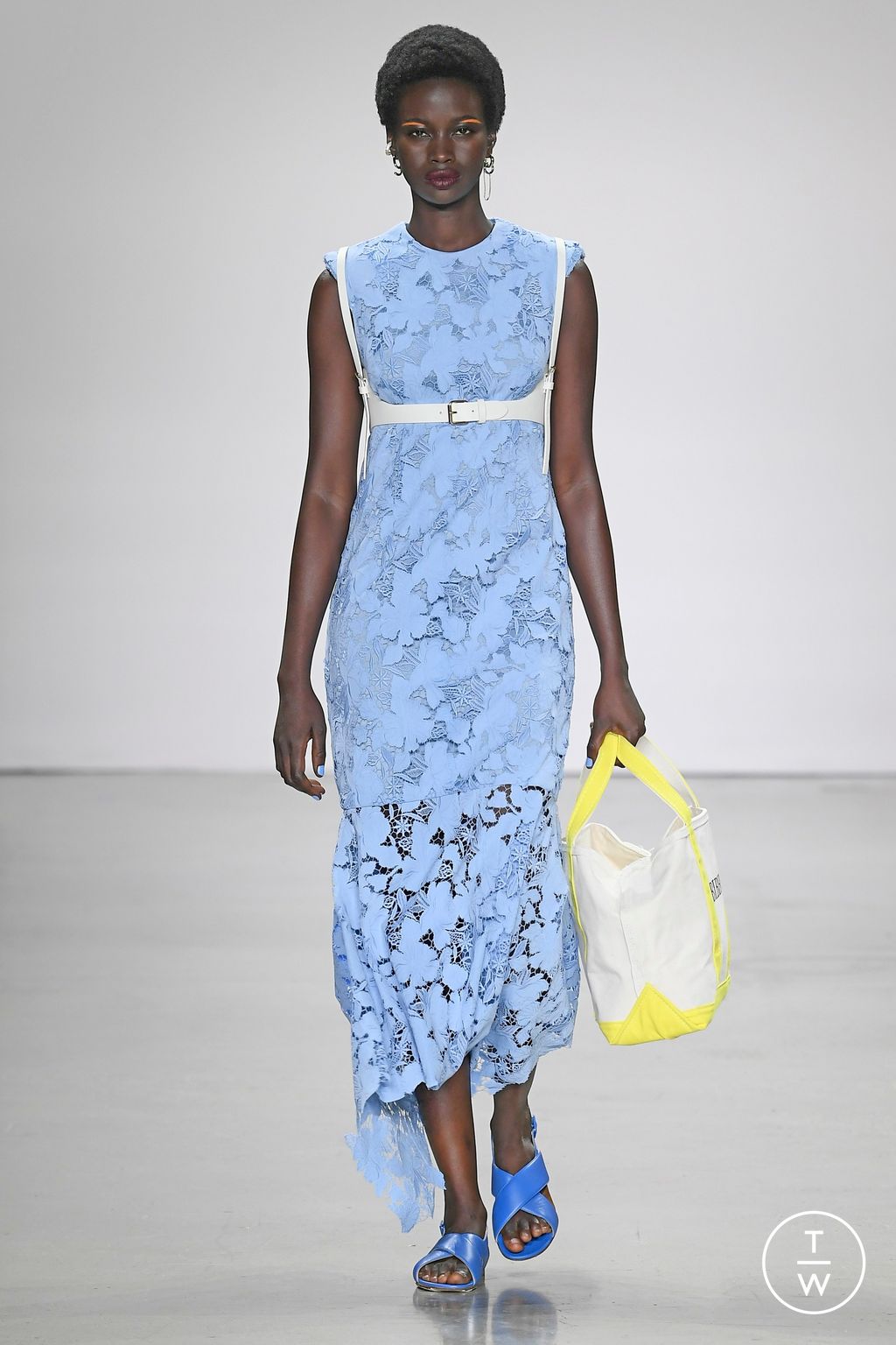 Fashion Week New York Spring/Summer 2023 look 8 from the Bibhu Mohapatra collection womenswear