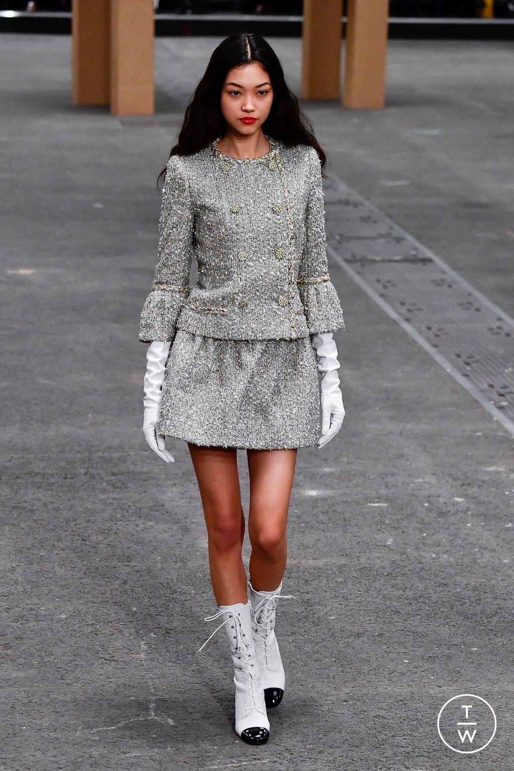 Fashion Week Paris Spring/Summer 2023 look 14 from the Chanel collection 高级定制