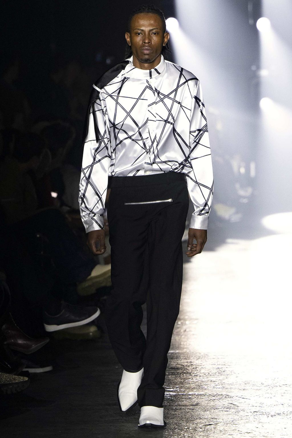 Fashion Week Milan Fall/Winter 2023 look 39 from the Jordanluca collection 男装