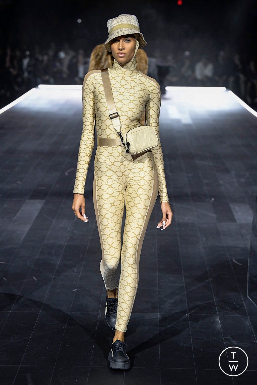 Fashion Week New York Spring/Summer 2023 look 4 de la collection Puma womenswear
