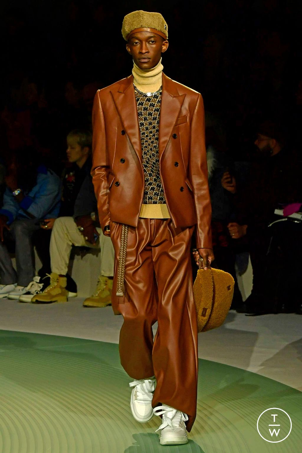 Fashion Week Paris Fall/Winter 2023 look 42 de la collection Amiri menswear