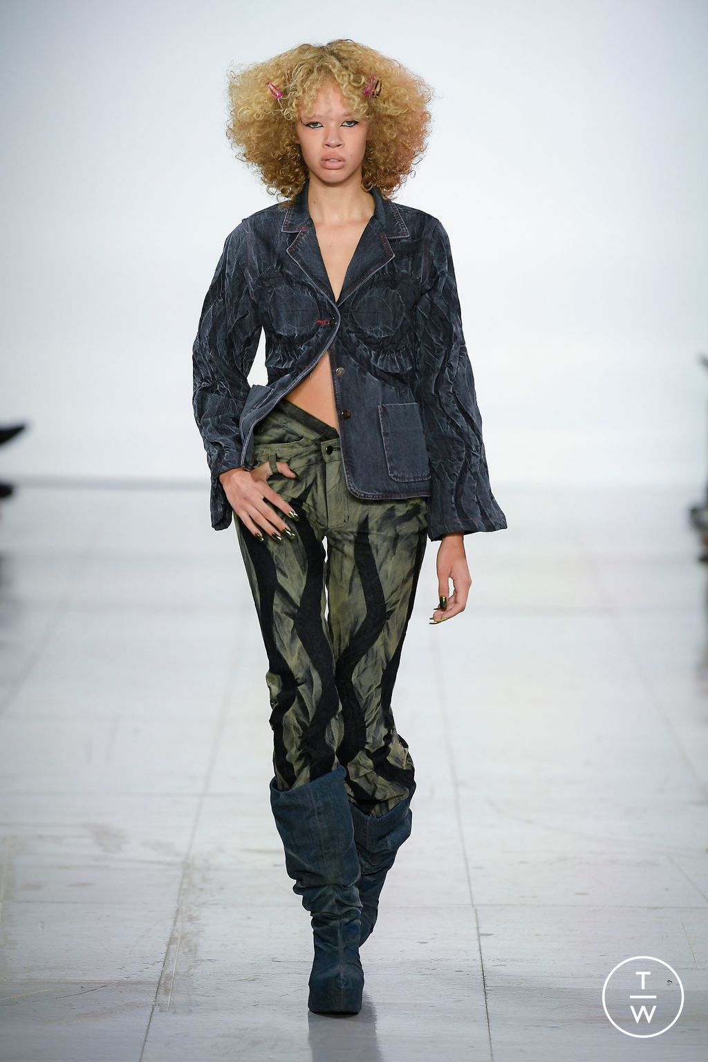 Fashion Week London Spring/Summer 2023 look 14 de la collection Masha Popova womenswear