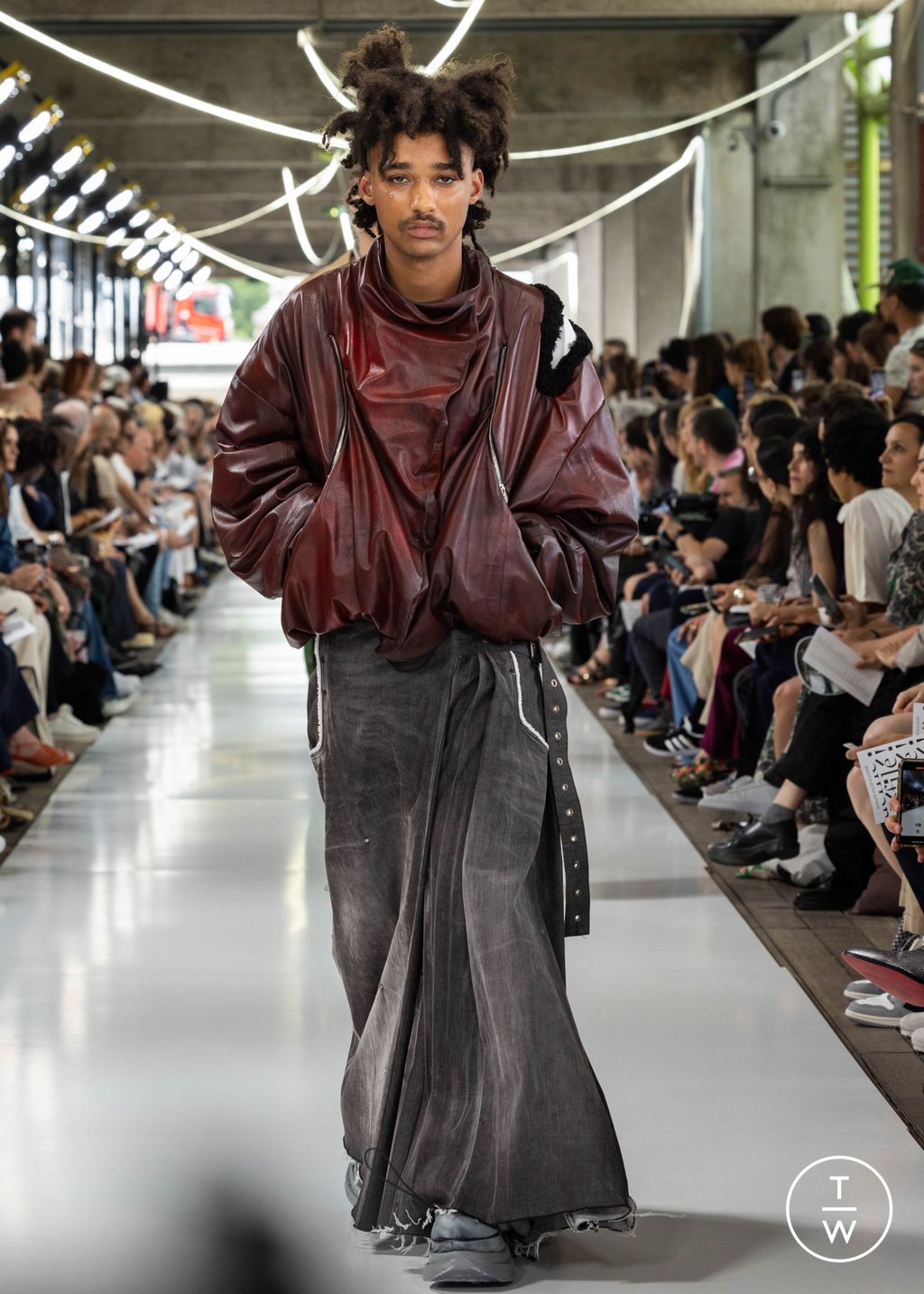 Fashion Week Paris Spring/Summer 2024 look 6 from the IFM PARIS collection menswear