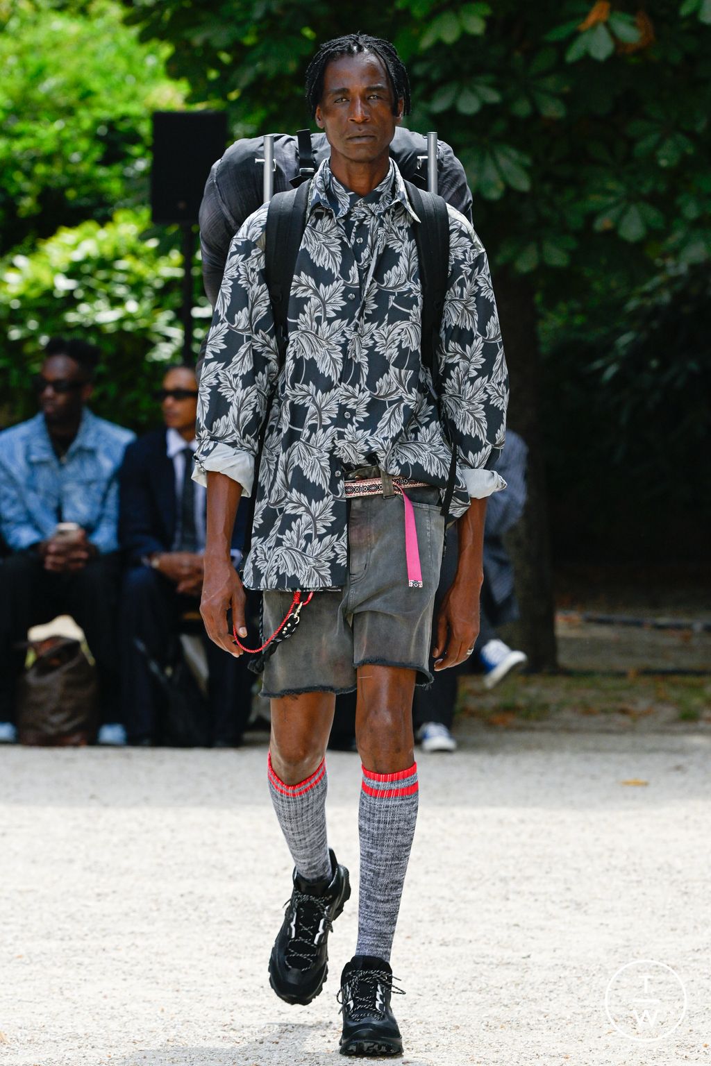 Fashion Week Paris Spring/Summer 2026 look 7 de la collection White Mountaineering menswear