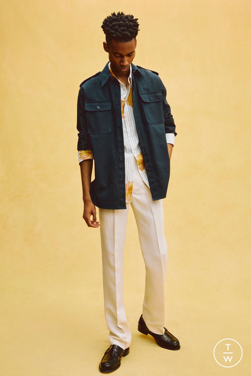 Fashion Week London Spring/Summer 2023 look 7 from the Paul & Joe collection menswear