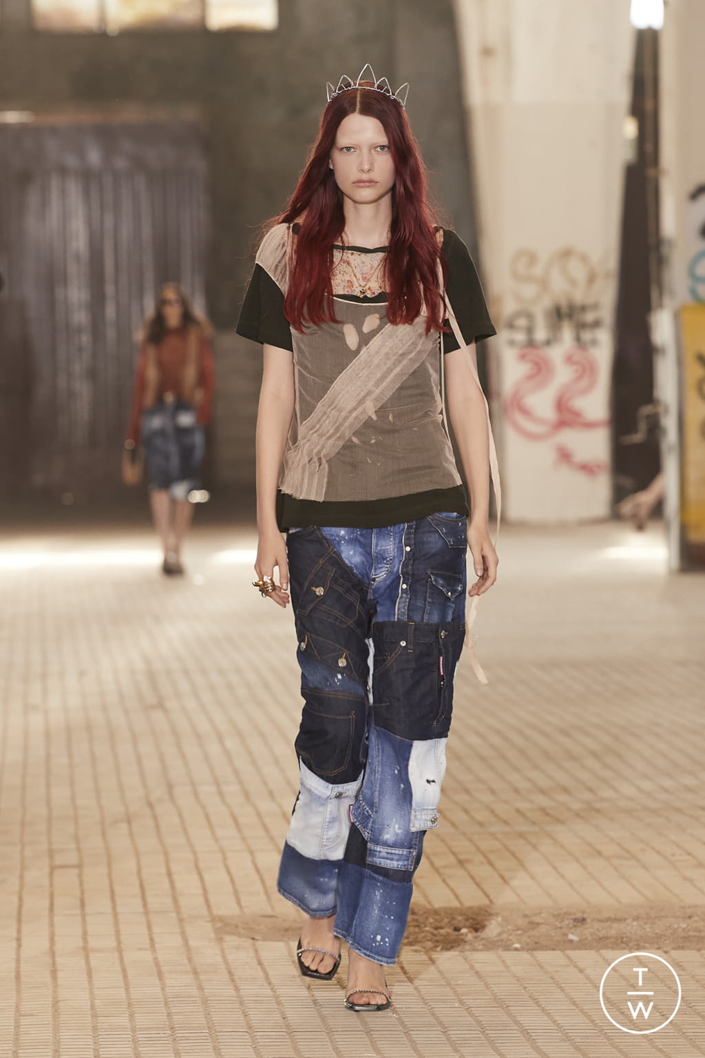 Fashion Week Milan Spring/Summer 2022 look 7 from the Dsquared2 collection womenswear