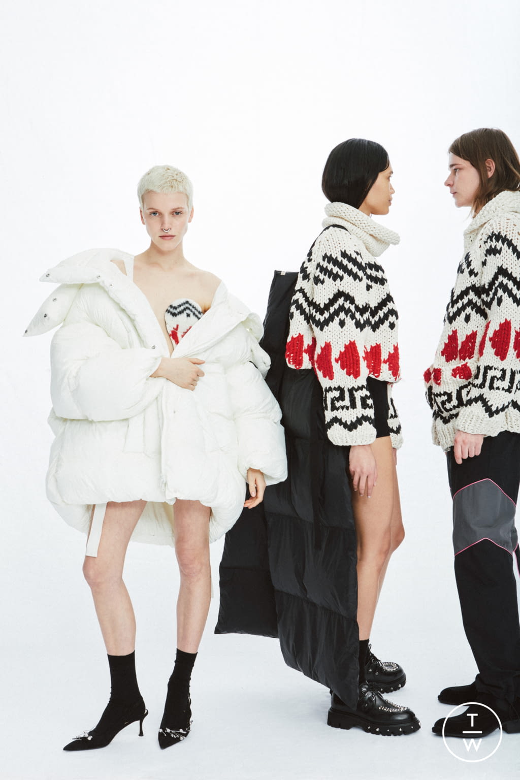 Fashion Week Milan Pre-Fall 2022 look 7 de la collection N°21 womenswear