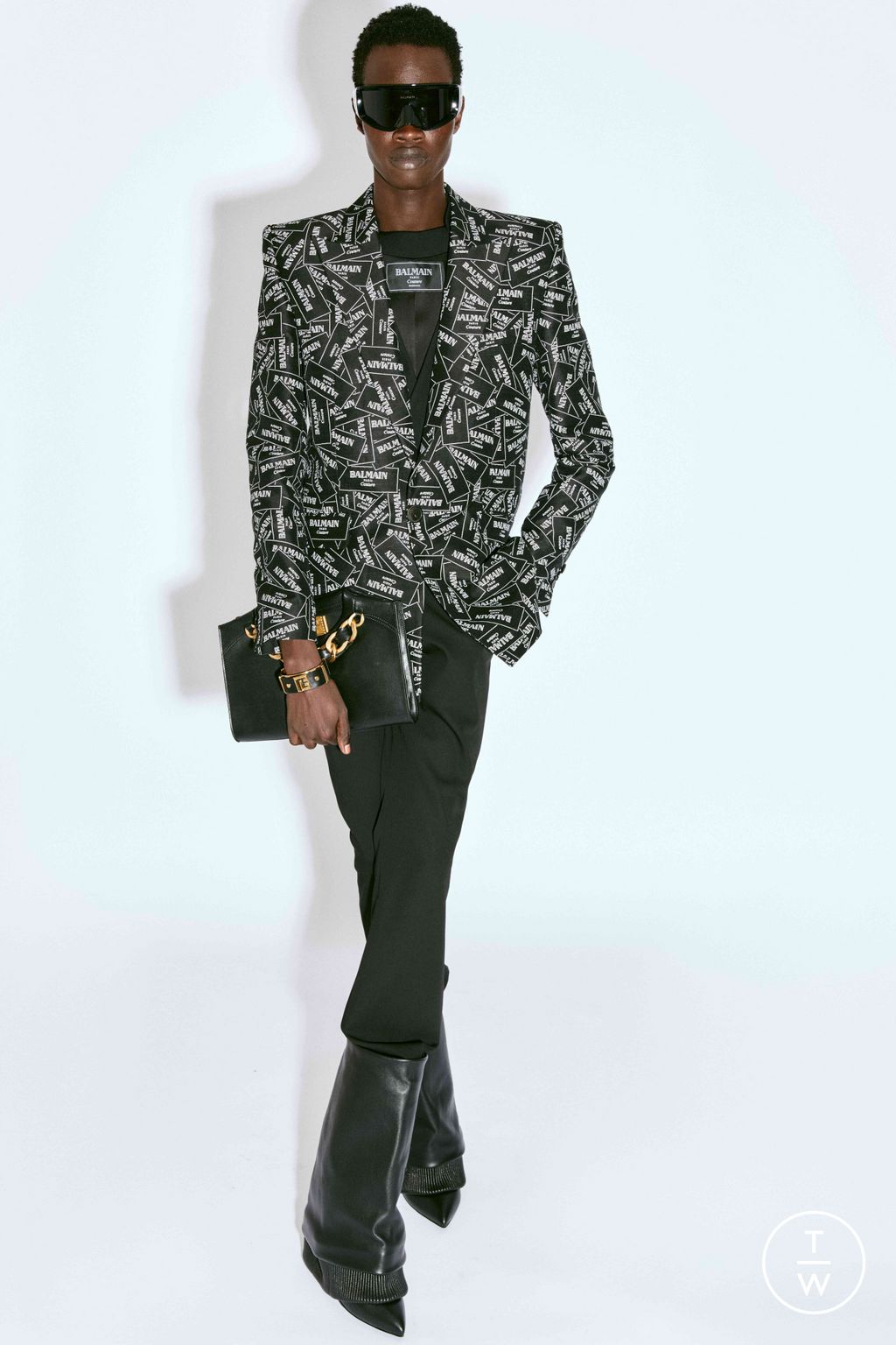 Fashion Week Paris Resort 2025 look 7 from the Balmain collection menswear