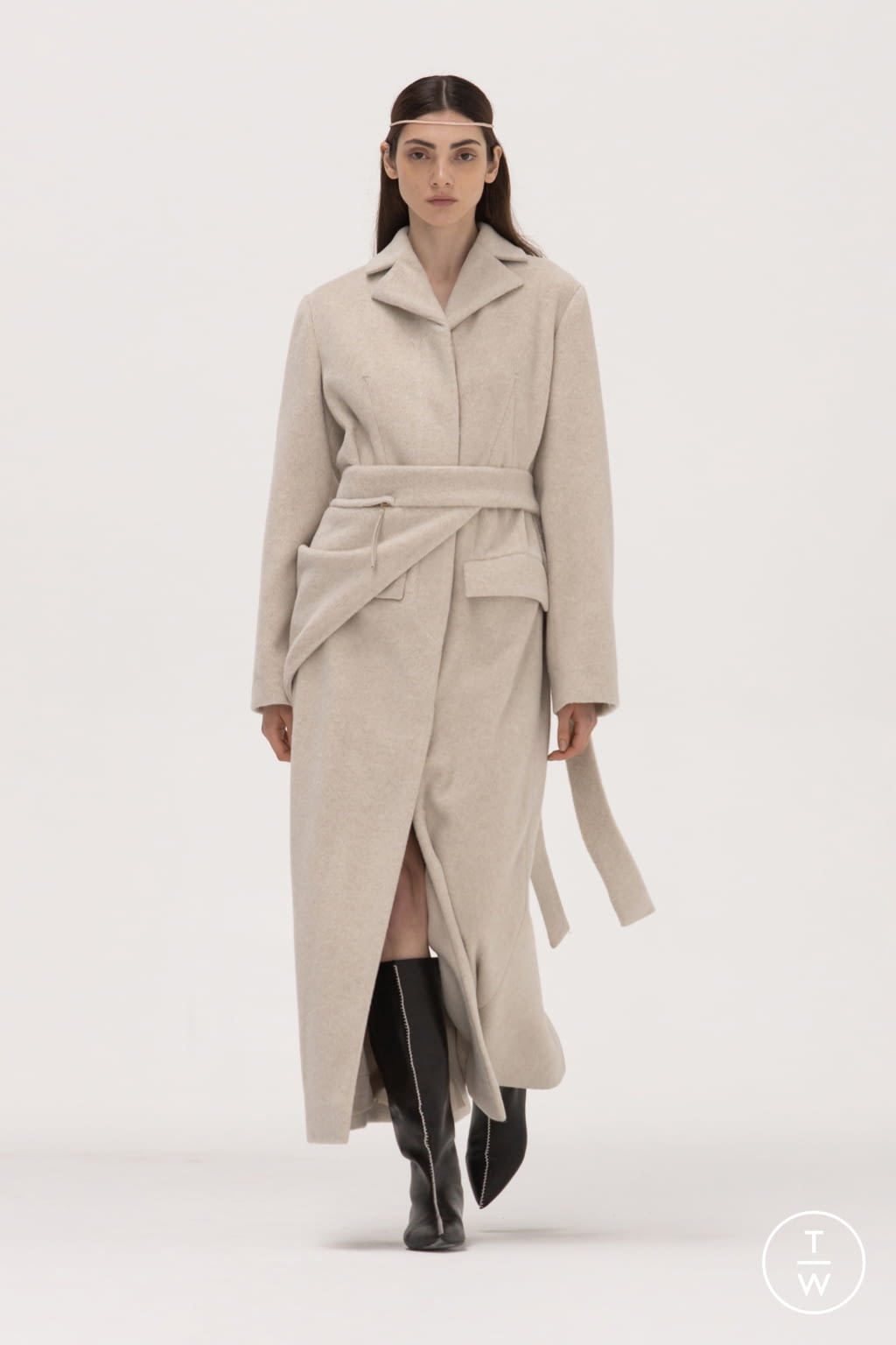 Fashion Week New York Fall/Winter 2021 look 7 from the Bevza collection womenswear