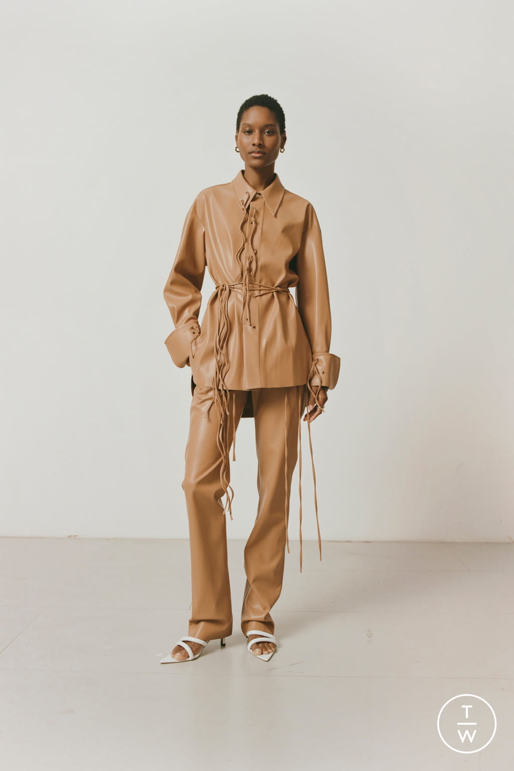 Fashion Week London Fall/Winter 2021 look 7 from the Palmer Harding collection womenswear