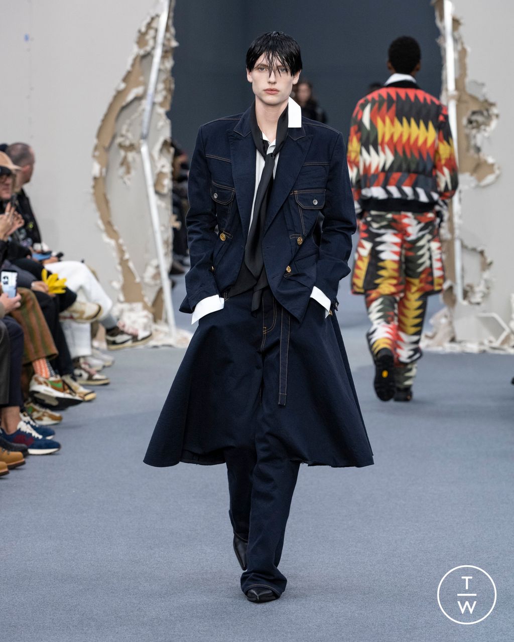 Fashion Week Paris Fall/Winter 2026 look 70 from the Sacai collection 男装