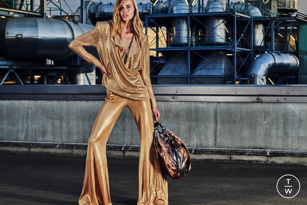 Fashion Week Paris Resort 2019 look 46 from the Balmain collection womenswear
