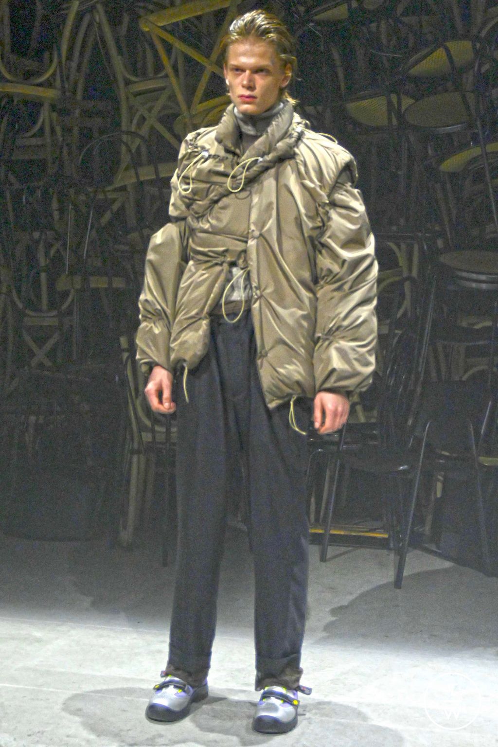 Fashion Week Milan Fall/Winter 2023 look 21 from the Magliano collection 男装