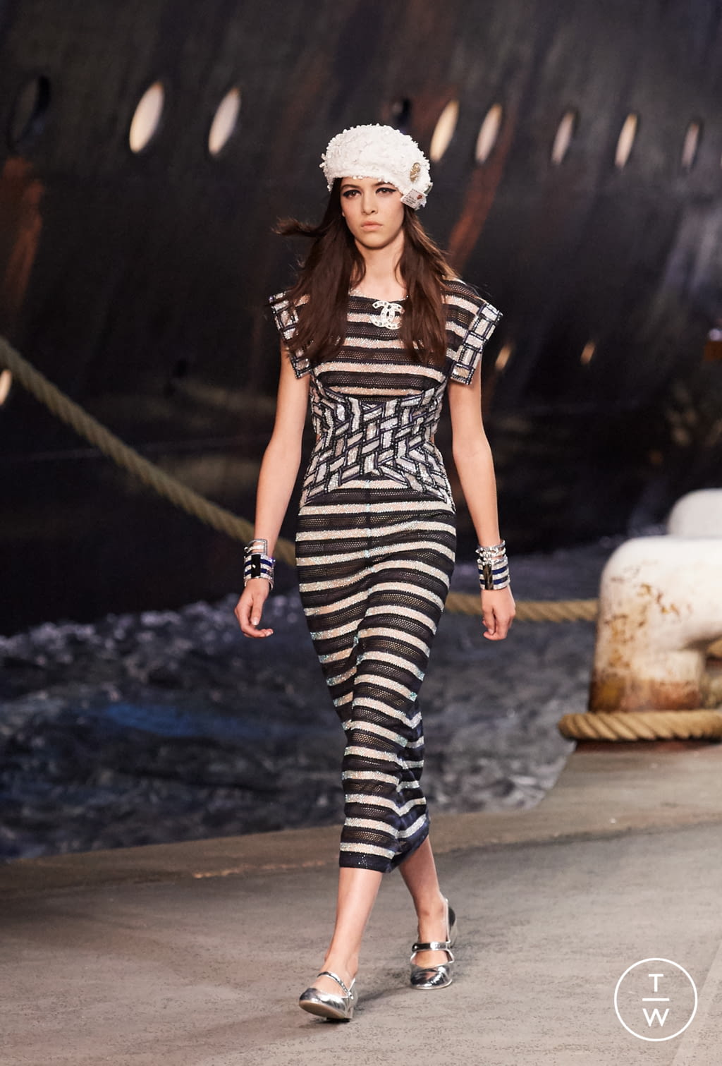 Fashion Week Paris Resort 2019 look 71 from the Chanel collection womenswear