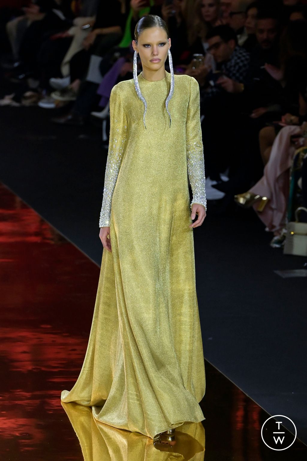 Fashion Week Paris Spring/Summer 2023 look 20 from the Stéphane Rolland collection couture
