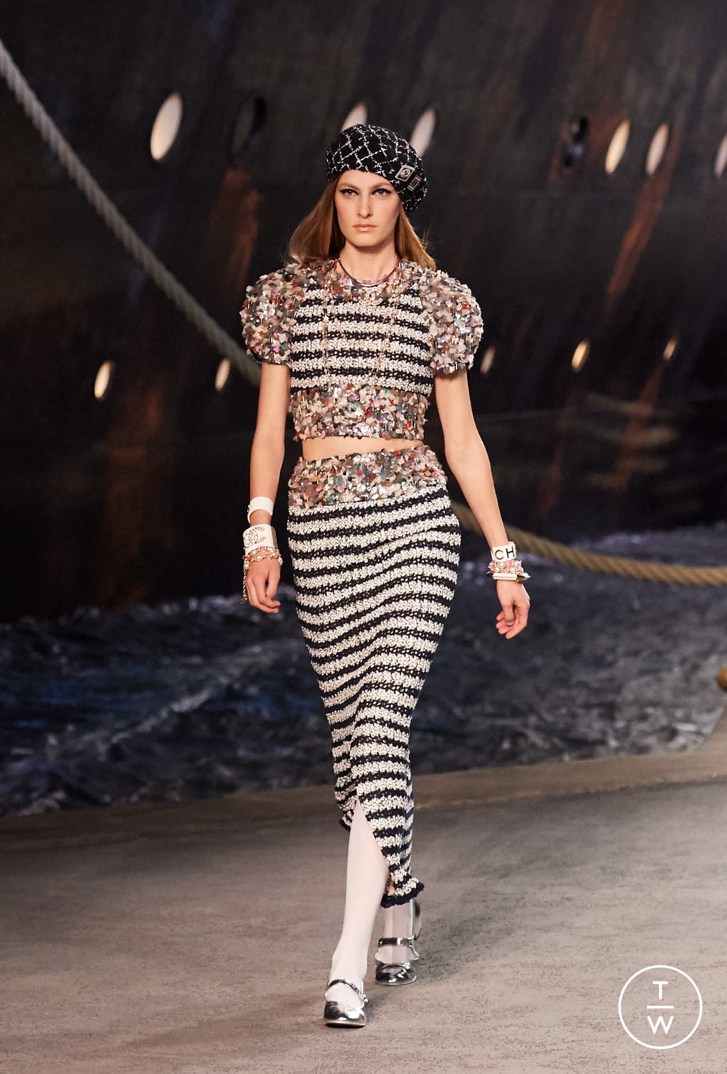 Fashion Week Paris Resort 2019 look 72 from the Chanel collection womenswear