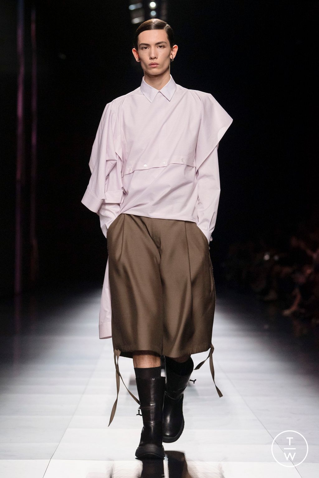 Fashion Week Paris Fall/Winter 2023 look 52 de la collection Dior Men menswear