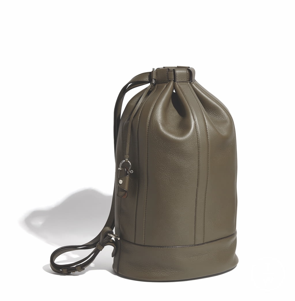 Fashion Week Milan Spring/Summer 2020 look 10 from the Ferragamo collection menswear accessories