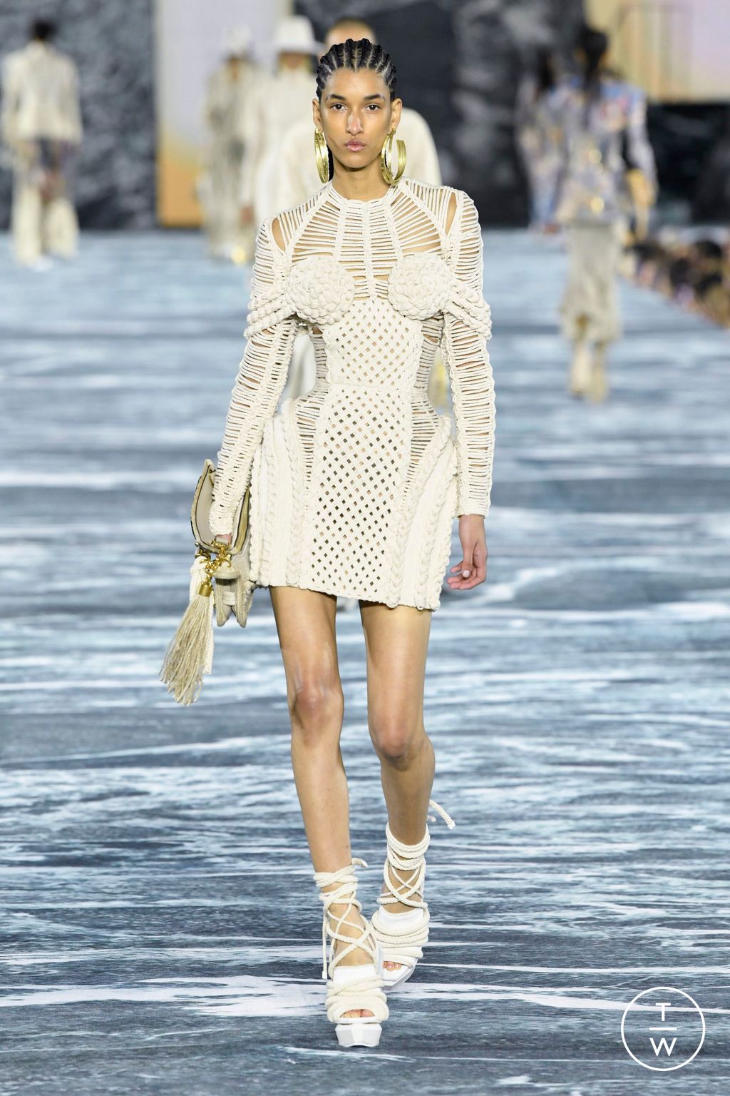Fashion Week Paris Spring/Summer 2023 look 29 from the Balmain collection 女装