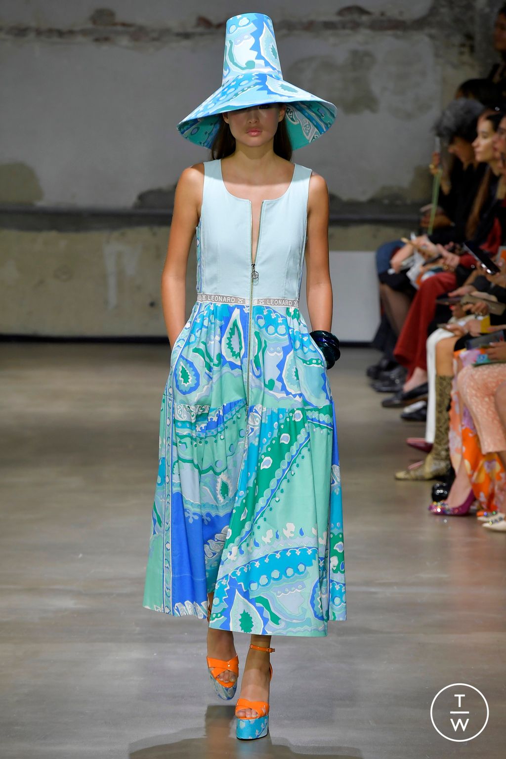 Fashion Week Paris Spring/Summer 2023 look 8 from the Leonard Paris collection womenswear