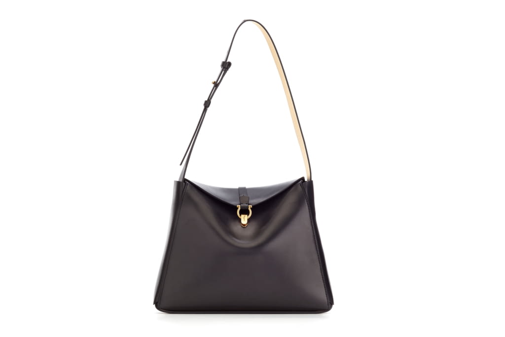 Fashion Week Milan Fall/Winter 2020 look 15 from the Ferragamo collection womenswear accessories