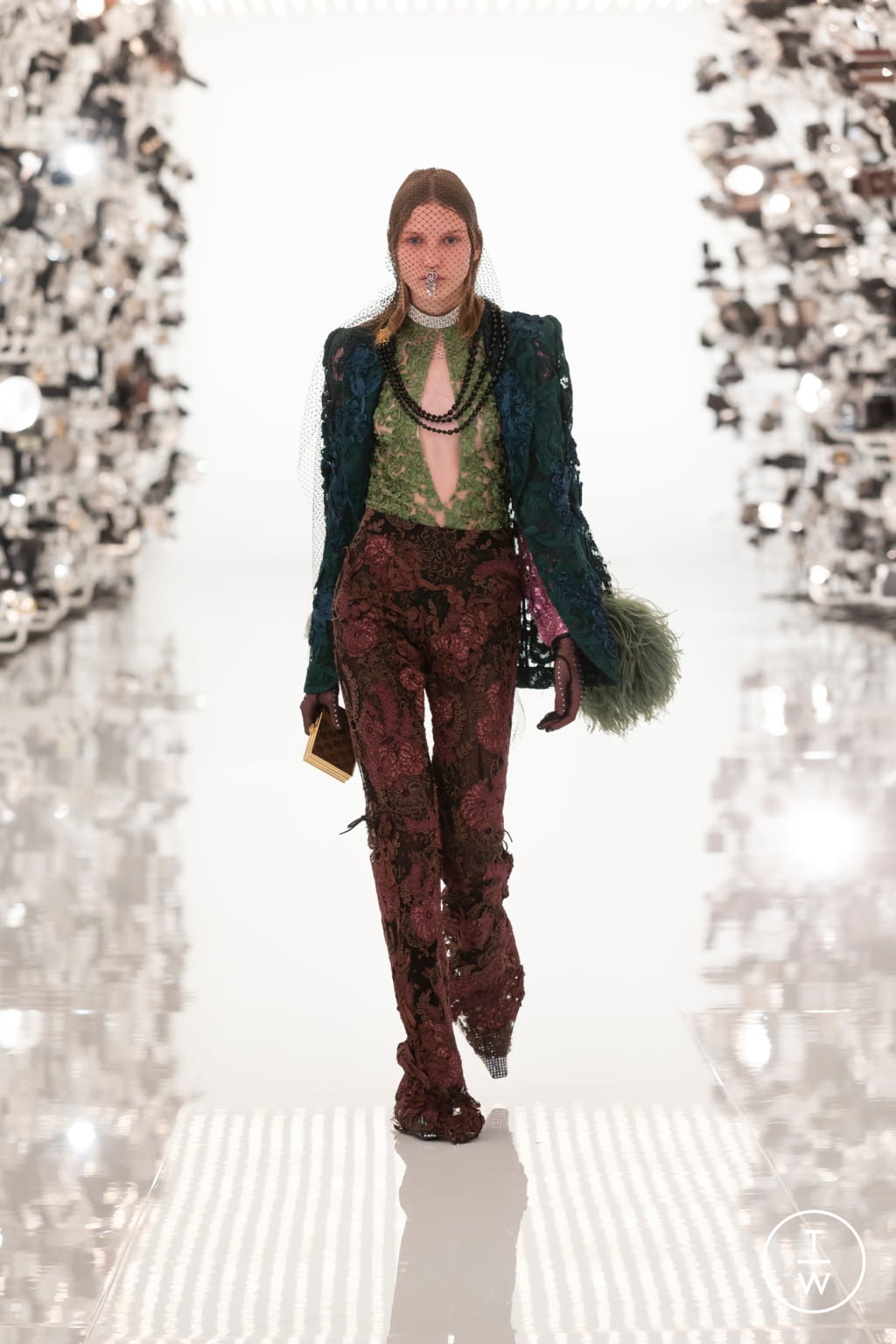 Fashion Week Milan Fall/Winter 2021 look 74 from the Gucci collection 女装