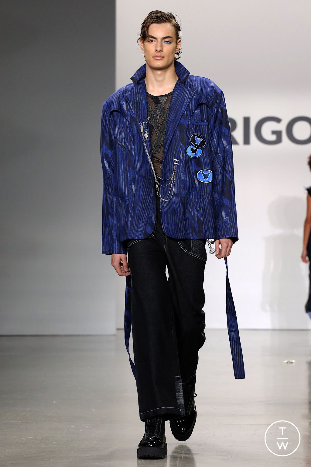 Fashion Week New York Spring/Summer 2023 look 56 from the Erigo collection 女装