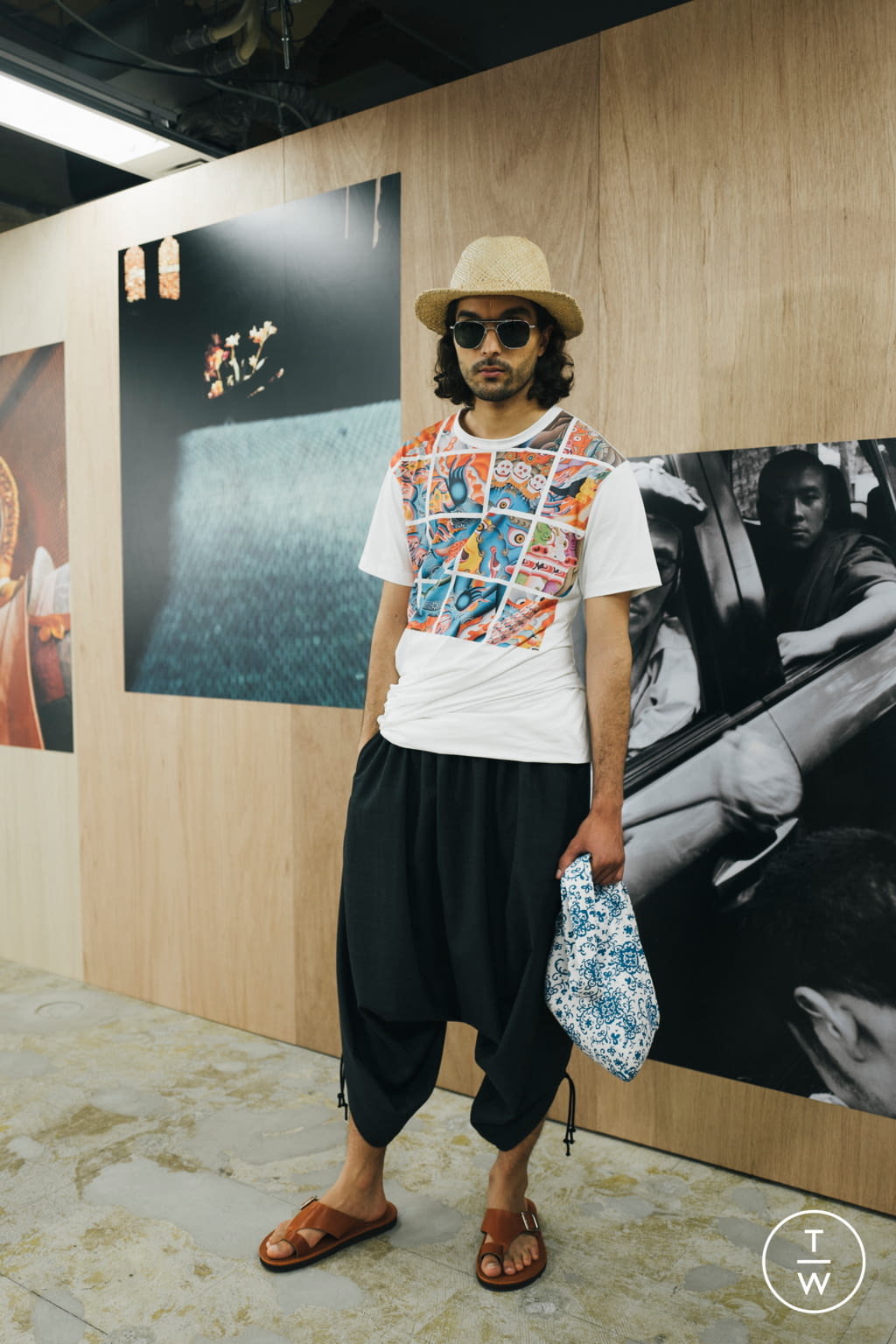 Fashion Week Paris Spring/Summer 2022 look 1 from the Junya Watanabe Man collection 男装