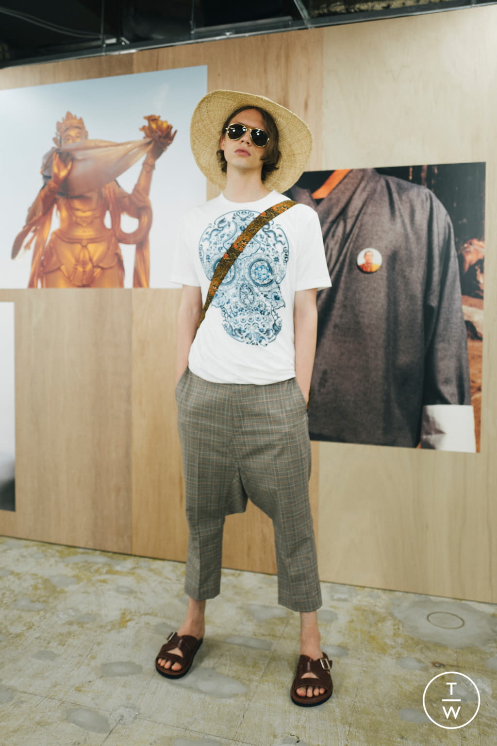 Fashion Week Paris Spring/Summer 2022 look 4 de la collection Junya Watanabe Man menswear