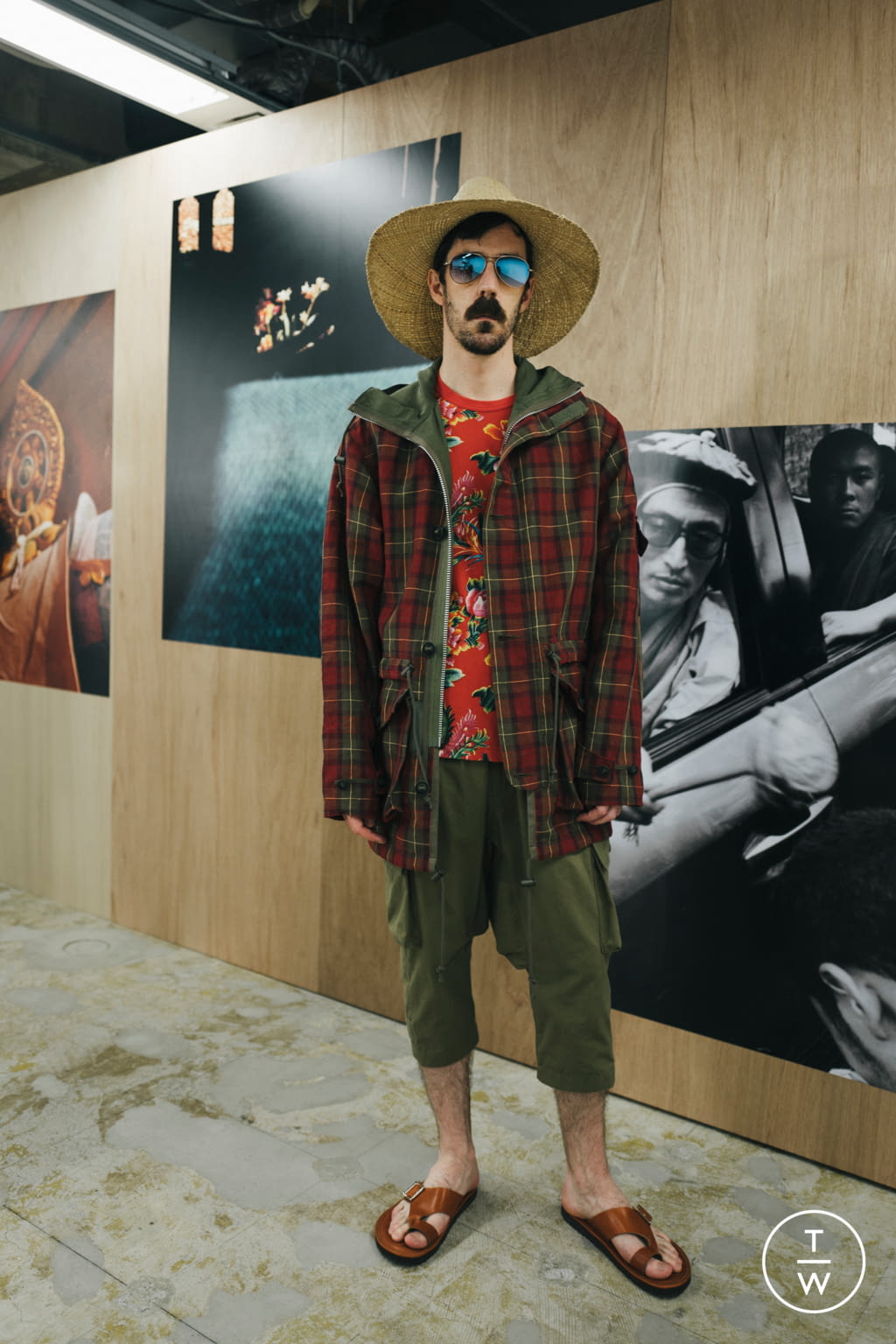 Fashion Week Paris Spring/Summer 2022 look 28 de la collection Junya Watanabe Man menswear