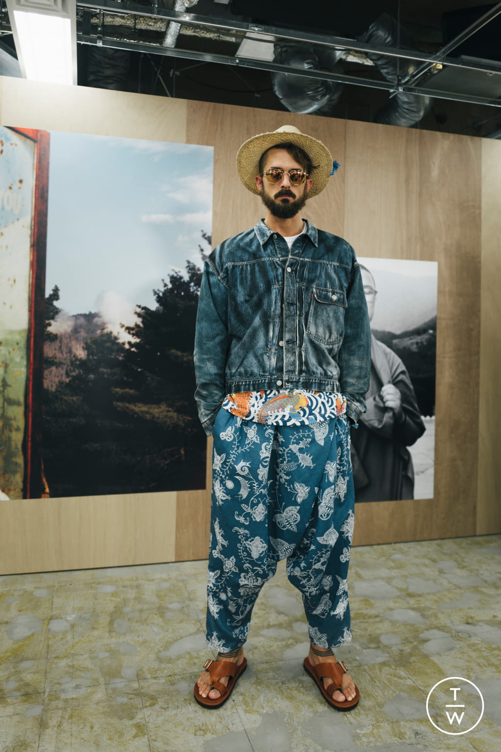 Fashion Week Paris Spring/Summer 2022 look 36 de la collection Junya Watanabe Man menswear