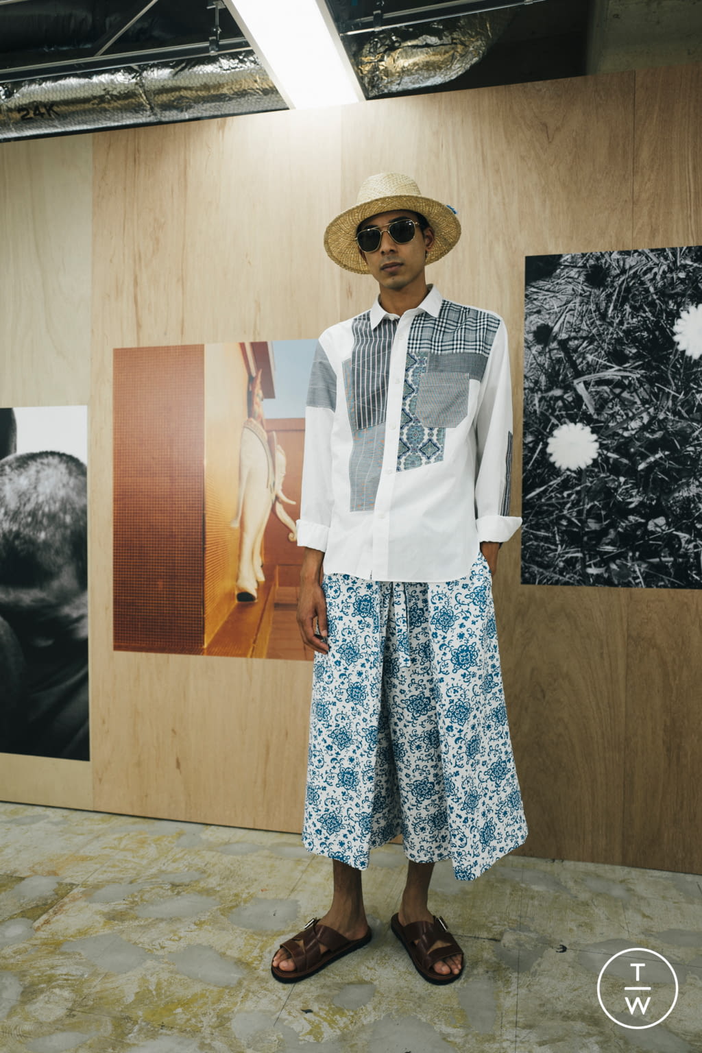 Fashion Week Paris Spring/Summer 2022 look 38 from the Junya Watanabe Man collection 男装