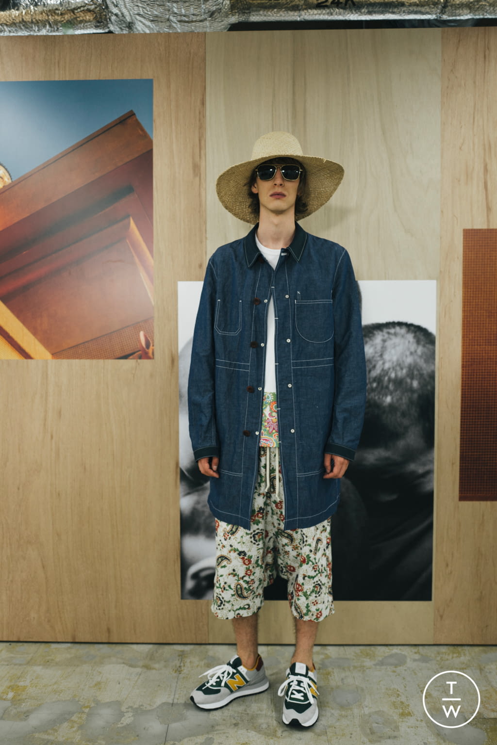 Fashion Week Paris Spring/Summer 2022 look 41 from the Junya Watanabe Man collection 男装