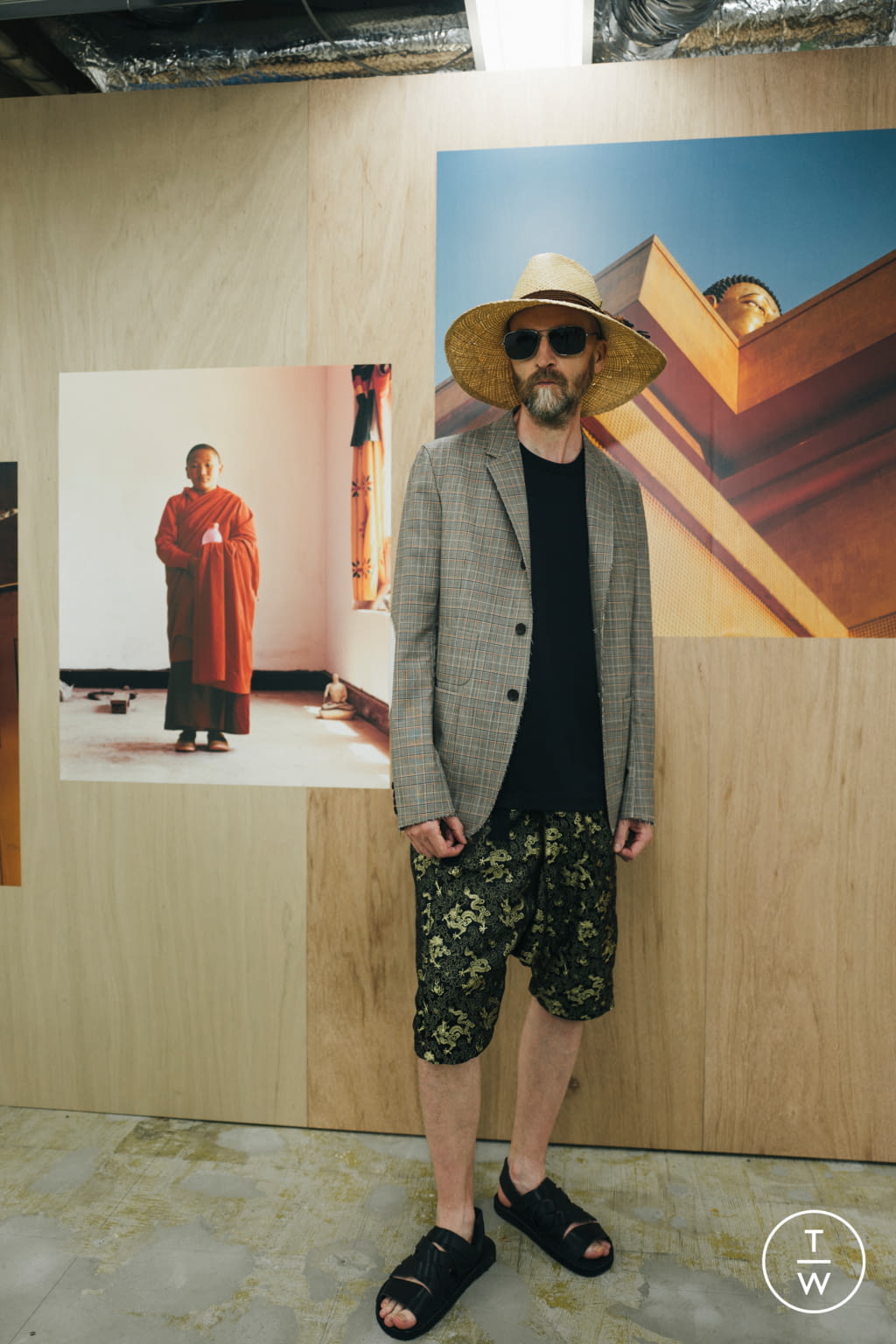 Fashion Week Paris Spring/Summer 2022 look 40 from the Junya Watanabe Man collection menswear