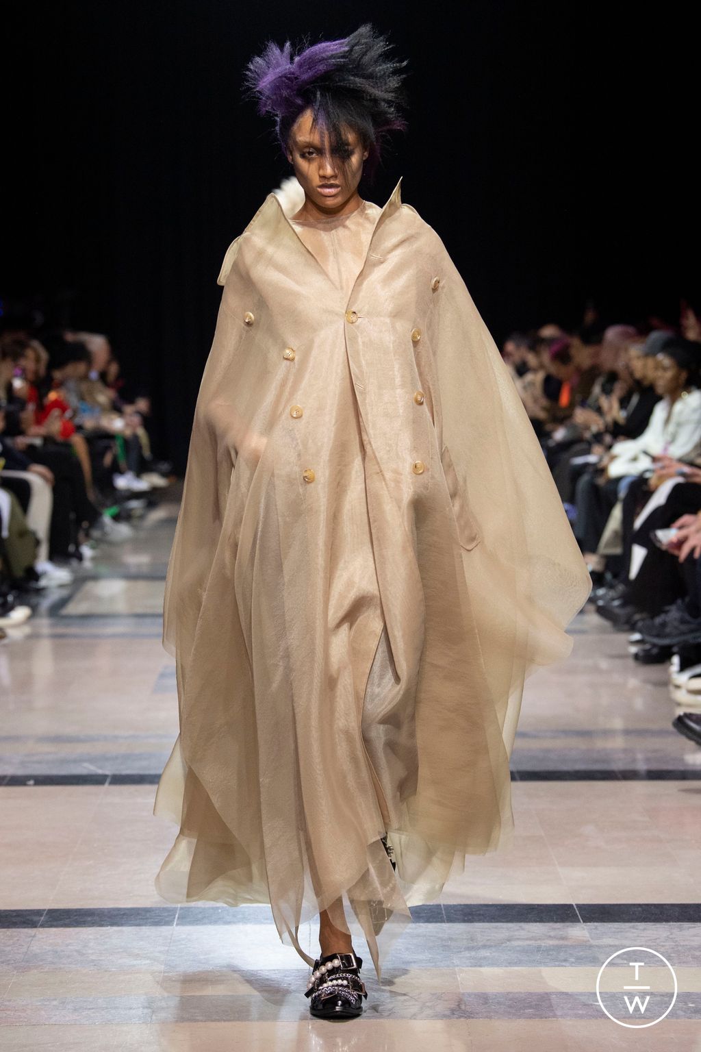 Fashion Week Paris Spring/Summer 2023 look 25 de la collection Junya Watanabe womenswear