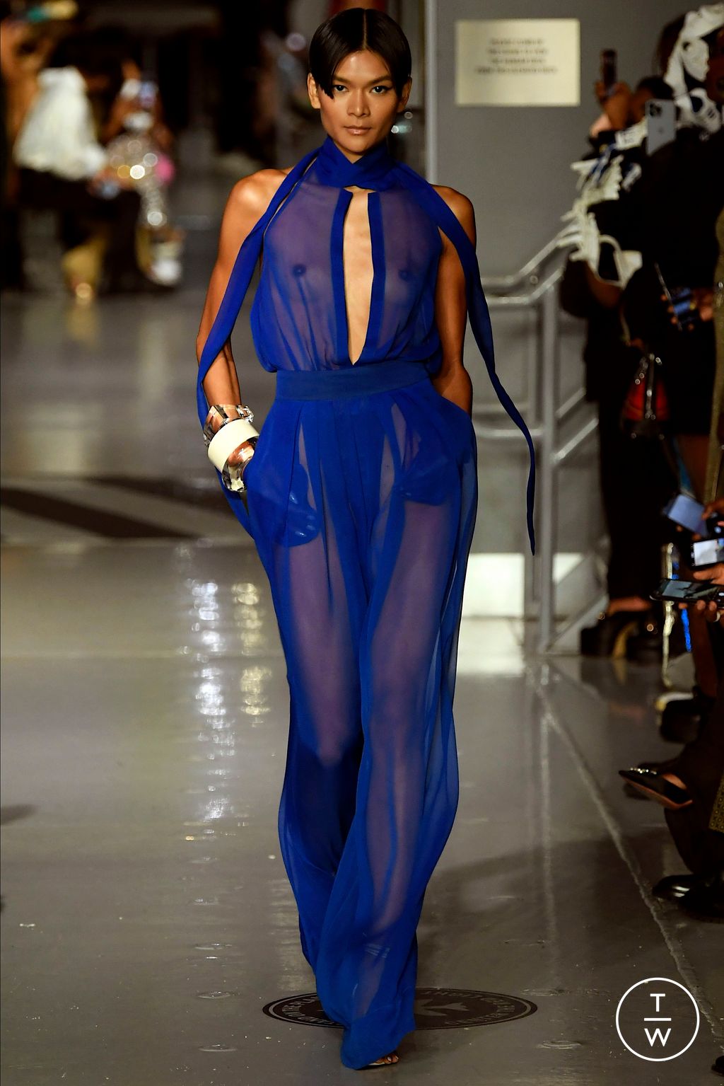 Fashion Week New York Spring/Summer 2023 look 21 from the LaQuan Smith collection womenswear