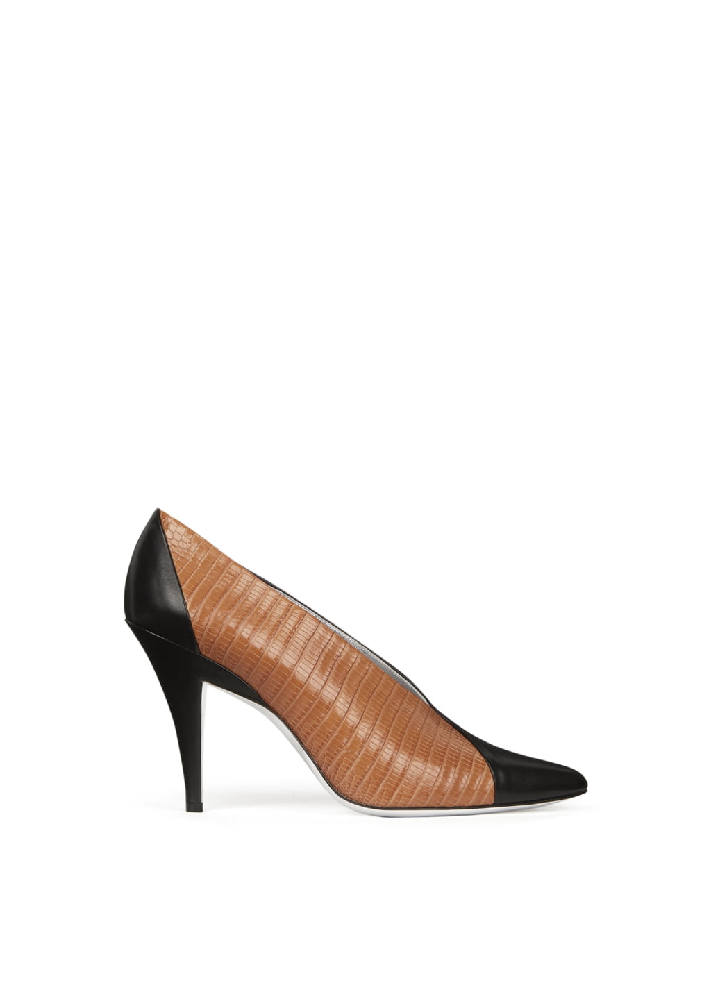 Fashion Week Paris Fall/Winter 2018 look 19 from the Givenchy collection 女装配饰