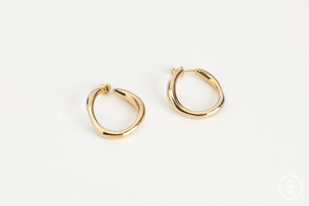 Fashion Week Milan Fall/Winter 2020 look 32 from the Ferragamo collection womenswear accessories