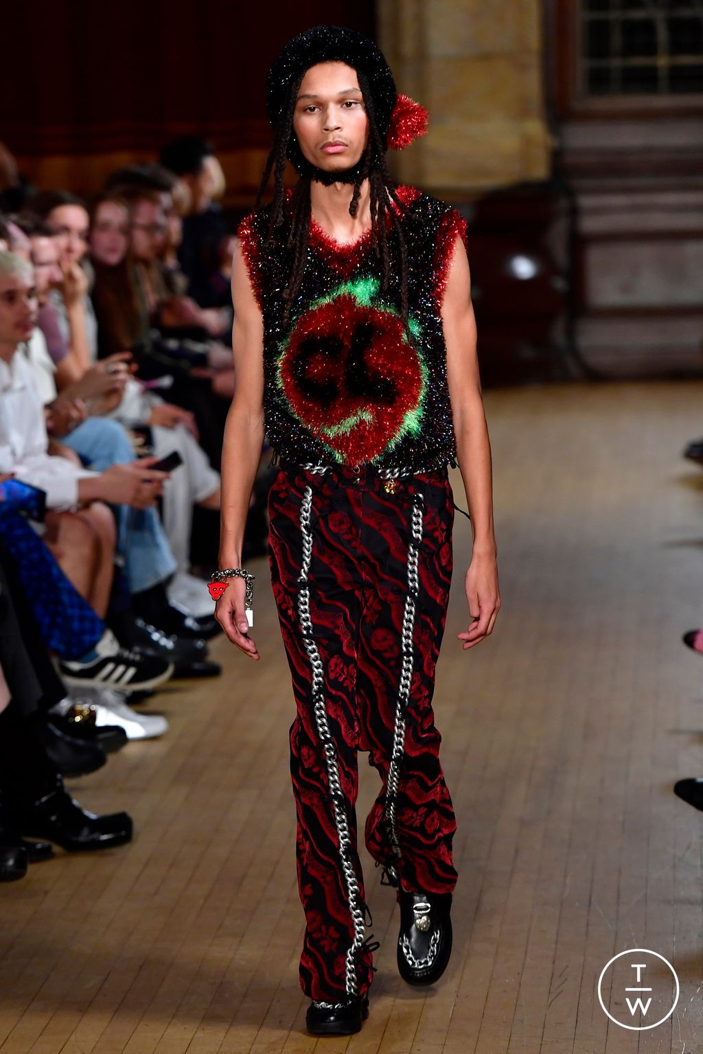 Fashion Week London Spring/Summer 2023 look 37 from the Chopova Lowena collection 女装