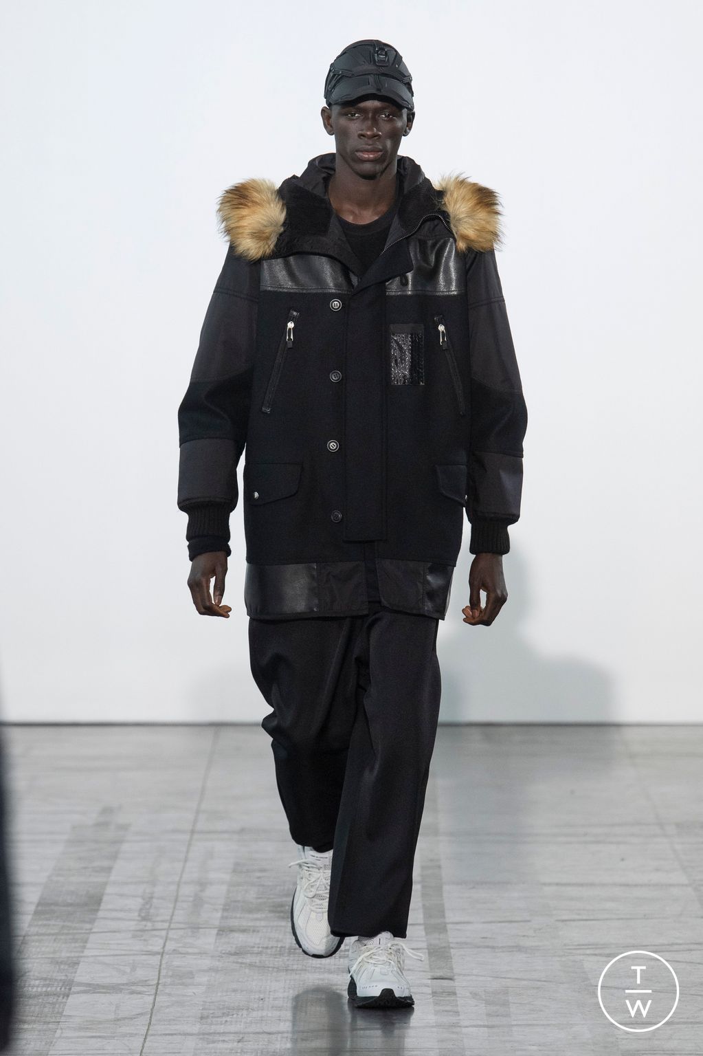 Fashion Week Paris Fall/Winter 2023 look 28 from the Junya Watanabe Man collection menswear