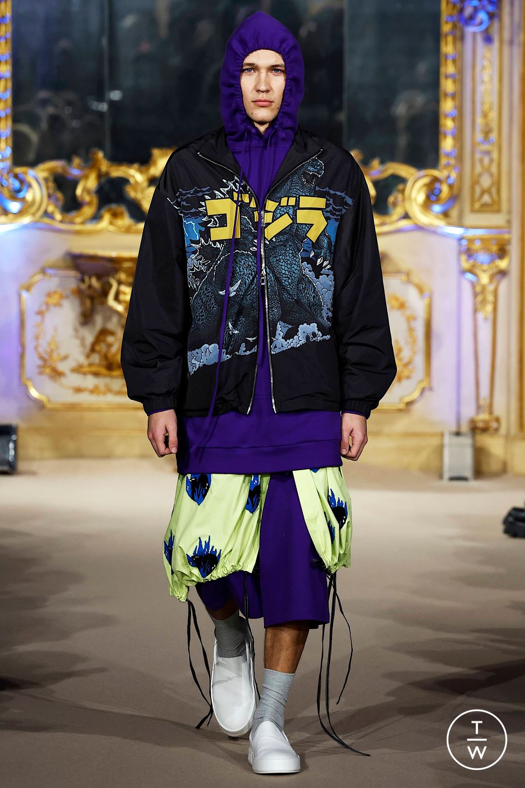 Fashion Week Milan Fall/Winter 2023 look 25 from the Dhruv-Kapoor collection menswear