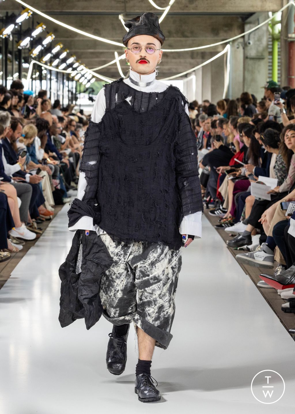 Fashion Week Paris Spring/Summer 2024 look 76 from the IFM PARIS collection menswear