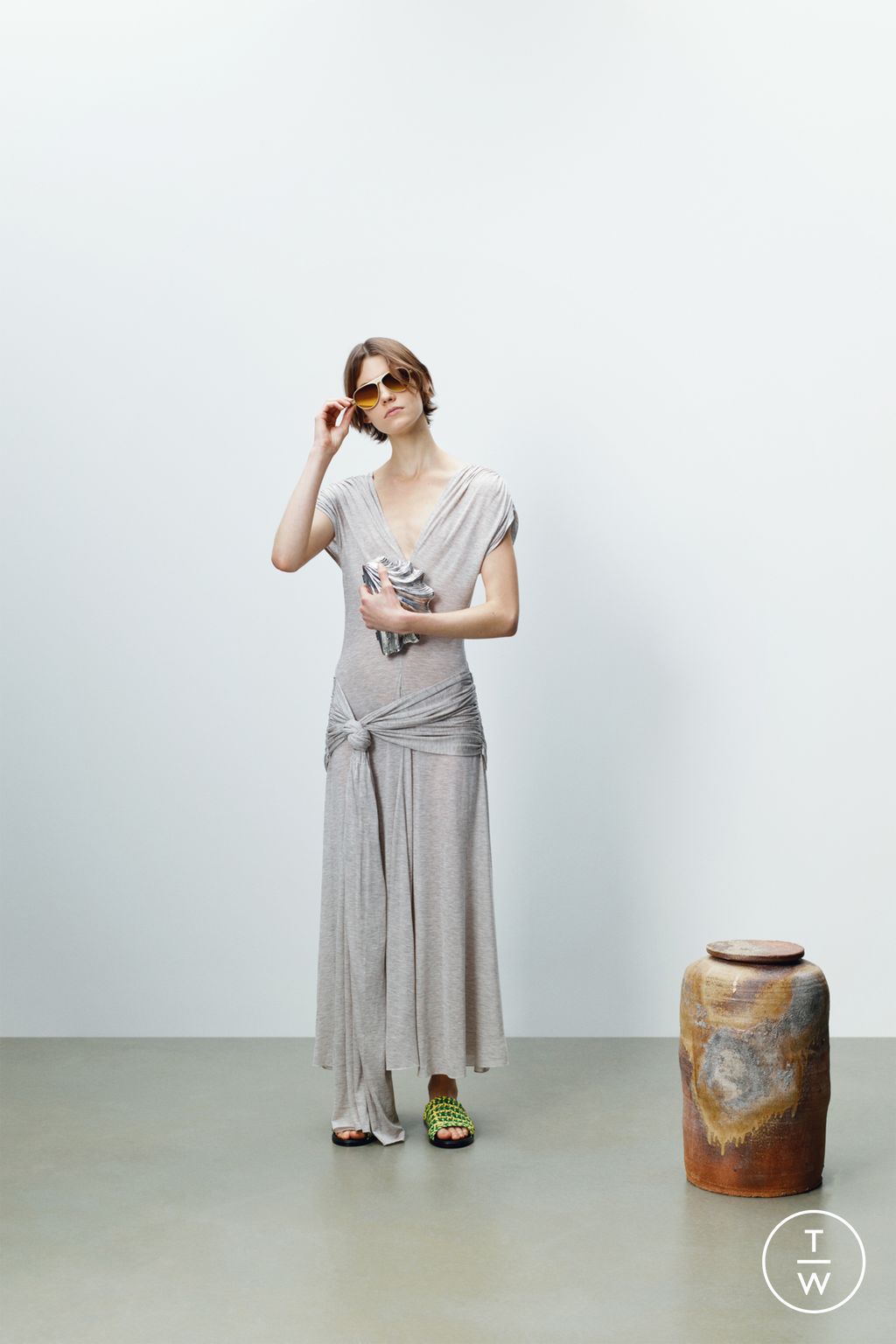 Fashion Week Paris Fall/Winter 2026 look 77 from the JW Anderson collection womenswear