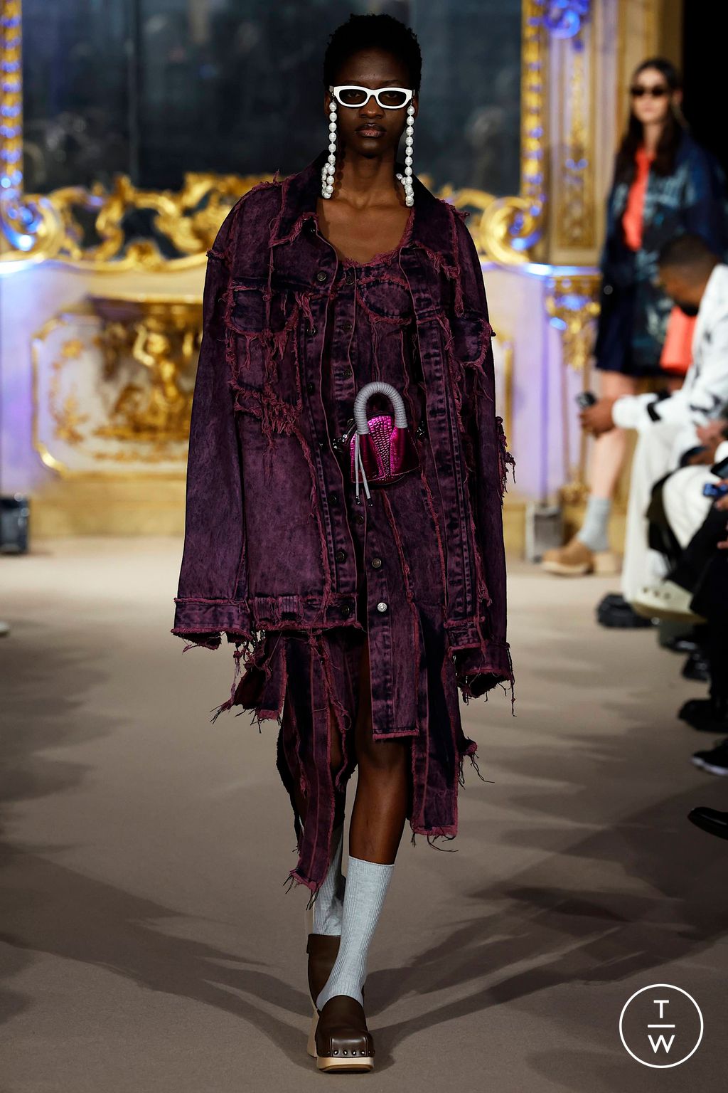 Fashion Week Milan Fall/Winter 2023 look 23 de la collection Dhruv-Kapoor menswear