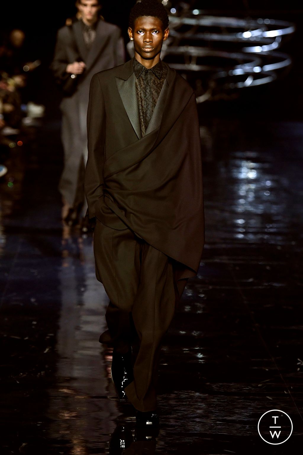 Fashion Week Milan Fall/Winter 2023 look 49 from the Fendi collection 男装