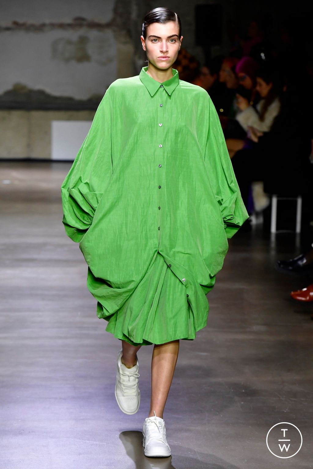 Fashion Week Paris Spring/Summer 2023 look 19 from the Dawei collection womenswear