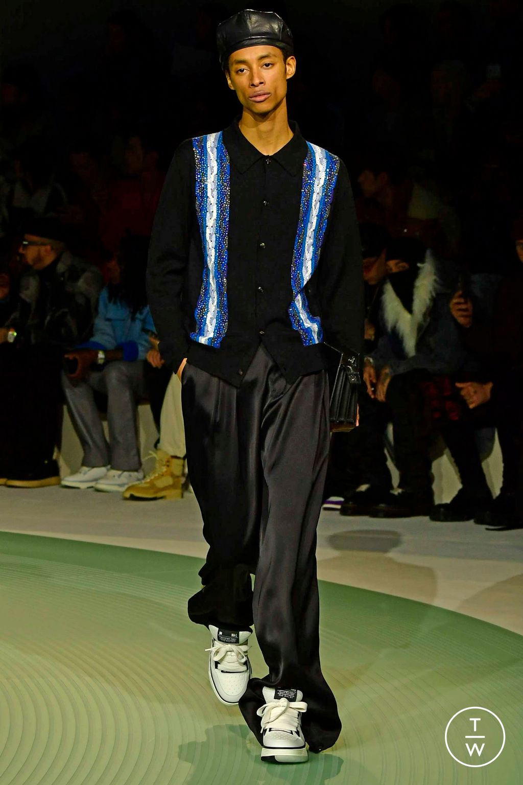 Fashion Week Paris Fall/Winter 2023 look 14 from the Amiri collection menswear