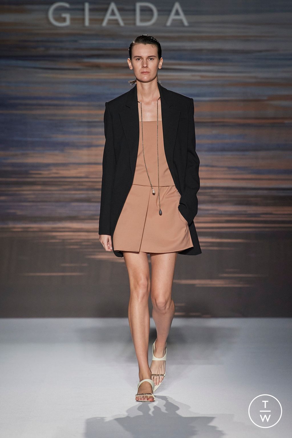 Fashion Week Milan Spring/Summer 2023 look 34 from the Giada collection 女装