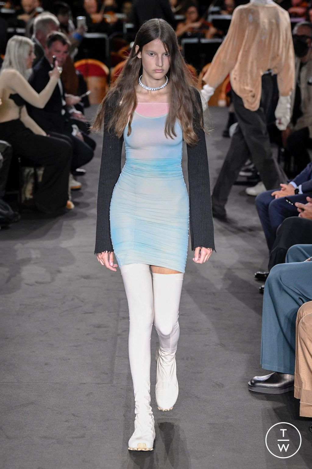 Fashion Week Milan Spring/Summer 2023 look 14 from the MM6 collection 女装